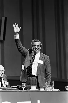 01242 Prints: Scenes during the voting of the Deputy Leader of the Labour Party at the Labour Party
