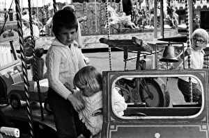01152 Prints: Scenes at Weymouth Fairground, Dorset. 14th July 1977