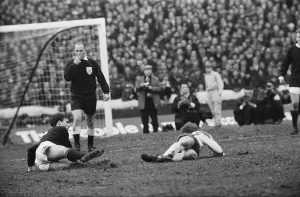 01407 Prints: Scotland 1 v England 1. UEFA European Championship Group 8 match at Hampden Park
