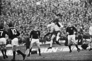 01407 Prints: Scotland 1 v England 1. UEFA European Championship Group 8 match at Hampden Park