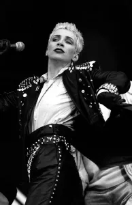 Scottish singer Annie Lennox of the Eurythmics on stage at the Nelson Mandela benefit