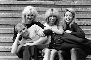 01023 Prints: Scottish singer Jim Diamond pictured with his backing group, Vicki and Sam Brown
