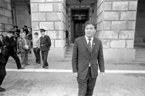 00013 Prints: SDLP politician John Hume leaves the Stormont building in Belfast