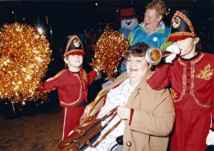 01234 Prints: The season of goodwill began in earnest when the Cleveland Centre in Middlesbrough threw