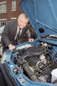 01070 Prints: Secretary of State for the Environment Chris Patten MP visits the Rover Plant