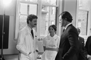 00446 Prints: Senator Edward Kennedy seen here speaking to nurse Katherine Delk (centre