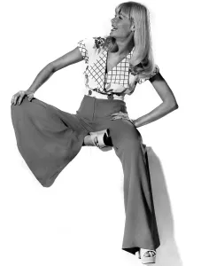 This set of slinky, wide crepe trousers and cropped little printed top will put you right