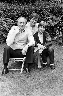 01387 Prints: Shadow Secretary of State for Education and Science Neil Kinnock with his family
