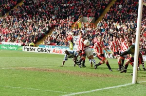 Sheffield United v Reading, final score 2-0 to Sheffield United. League Division 1