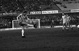 Sheffield Wednesday 1 v. Notts. County 2. Division Two Football. January 1981 MF01-20-064