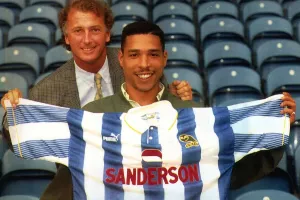 Pride Prints: Sheffield Wednesday footballer Des Walker with manager Trevor Francis after signing for