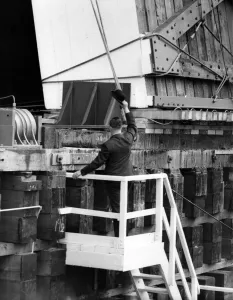 Ocean Prints: Shipyard director George Parker rose to the occasion when the new liner Queen Elizabeth