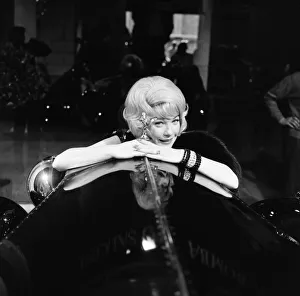 Acting Prints: Shirley MacLaine, actress who starred in The Yellow Rolls-Royce. 6th July 1964