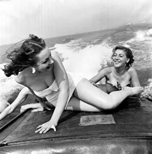 00084 Prints: Shirley Ohman and Pau Barker at Brighton Summer holiday August 1954 2 young