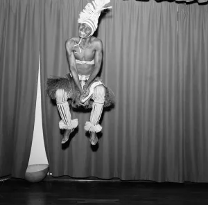 00672 Prints: The Sierra Leone Dance Troupe rehearse at the London University Girls Hostel