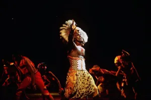 00187 Prints: Simba (Roger Wright ) performing October 1999 in Disney