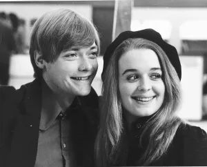 Simon Ward and Sinead Cusack to play Romeo and Juliet - December 1971 DBASE