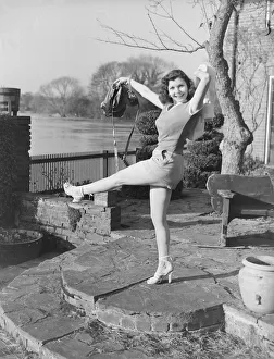 Simone Silver SP 15 / 4 / 1951 Photographer McNeill / Brasher B1743 / 42