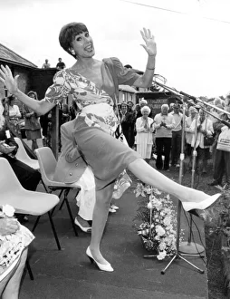 Bygones Prints: Singer Anita Harris at Torbay Hospital League of Friends fete. June 3 1992