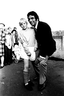 Singer Frankie Vaughan at Seaburn, Sunderland to raise money for the Durham County