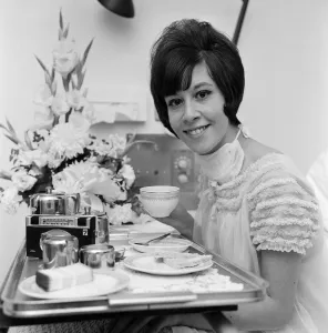 Singer, Helen Shapiro, who last week underwent an operation on her throat