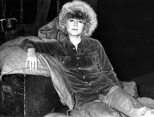 00120 Prints: Singer Marianne Faithfull appearing in The Rainmaker at the Sunderland Empire 11 October