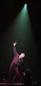 00324 Prints: Singer Neil Diamond performs in concert at the Telewest Arena in Newcastle 24 February