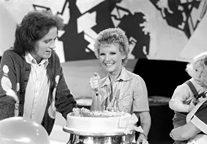 00076 Prints: Singer, Petula Clark seen here with Gilbert of Gilbert and Sullivan