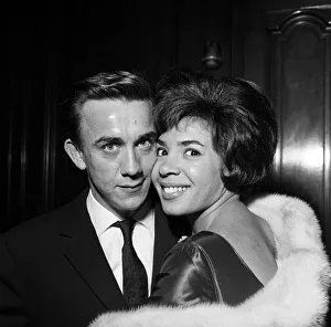 Singer Shirley Bassey with her fiance Kenneth Hume. 26th May 1961