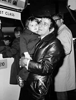 Singer Tony Bennett left Londons Heathrow Airport on Tuesday (5-10-71