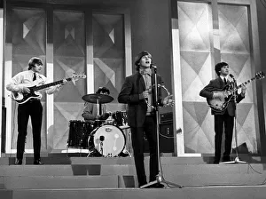 Singer Wayne Fontana with his backing group The Mindbenders consisting of Eric Stewart