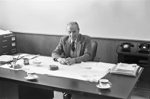 Ashtray Prints: Sir Alec Issigonis designer of the Morris Minor and the Mini seen here in his Longbridge