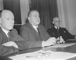 Sir Ben Smith at meeting of Cannock Chase Miners to consider Sunday working