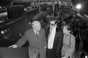 00947 Prints: Sir Harold Wilson visited Pinewood Studios to officially open the largest film stage in