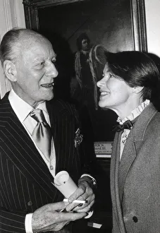 Suit And Tie Prints: SIR JOHN GIELGUD AND GLENDA JACKSON AFTER SHE WON ACTRESS OF THE YEAR AWARD. 15 / 1 / 1985