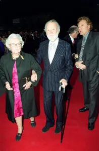 Red Carpet Prints: Sir John Mills Actor July 98 Arriving for the premiere of Doctor Doolittle