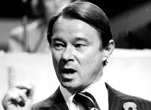 01428 Prints: Sir Michael Edwardes speaking at CBI conference - November 1978 10 / 1 / 1978