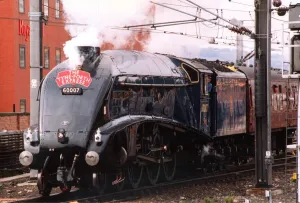00335 Prints: The Sir Nigel Gresley at Newcastle Central Station on 29th April 1995