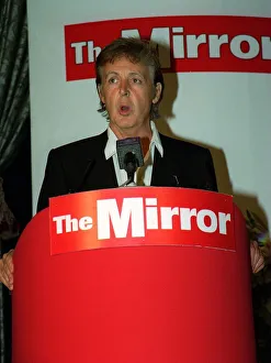Pob1999 Prints: Sir Paul McCartney at Mirror Pride of Britain Awards 1999 at The Dorchester Hotel