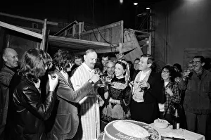 00948 Prints: Sir Ralph Richardson celebrates his 70th birthday on the film set of A Doll