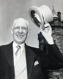 01508 Prints: Sir Robert Kelly May 1969 on the grounds of holyrood house top hat