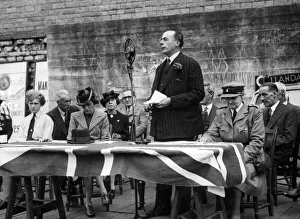 Sir Robert Webber addressing the gathering at the Wings for Victory