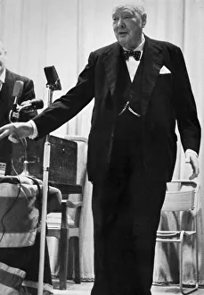 Speech Prints: Sir Winston Churchill giving speech at conference - April 1959 21 / 04 / 1959