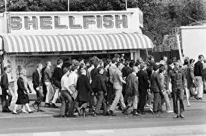 Stalls Prints: Skinheads on the beach at Southend, Essex on Bank Holiday Monday. 27th August 1979