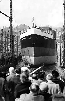00093 Prints: Sliding down to the River Wear after being launched yesterday at the Sunderland shipyard
