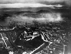 Cities Prints: Smoke clouds over the Scottish capital city of Edinburgh, 1914