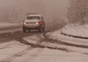 00182 Prints: Snow on the roads in kent today caused chaos after britain was hit by the big freeze