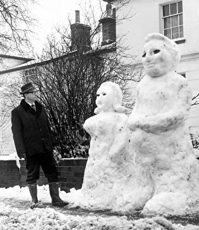 These two snowmen appeared in Railway Terrace, Rugby, apparently created by men from
