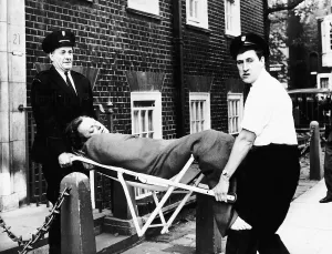 00269 Prints: Society Dr Stephen Ward, on trial for procuring prostitutes Christine Keeler