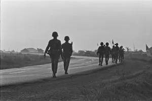 Asia Prints: Soldiers of the South Vietnamese army advance on Viet Cong positions in Trang Bang just